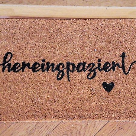 Modernes Einraumzimmer Mit Eigenem Bad, Balkonnutzung, Zentrumsnah - In 10 Minuten Mit Dem Rad Oder Dem Oepnv Zur Arena Und In Leipzigs Innenstadt المظهر الخارجي الصورة