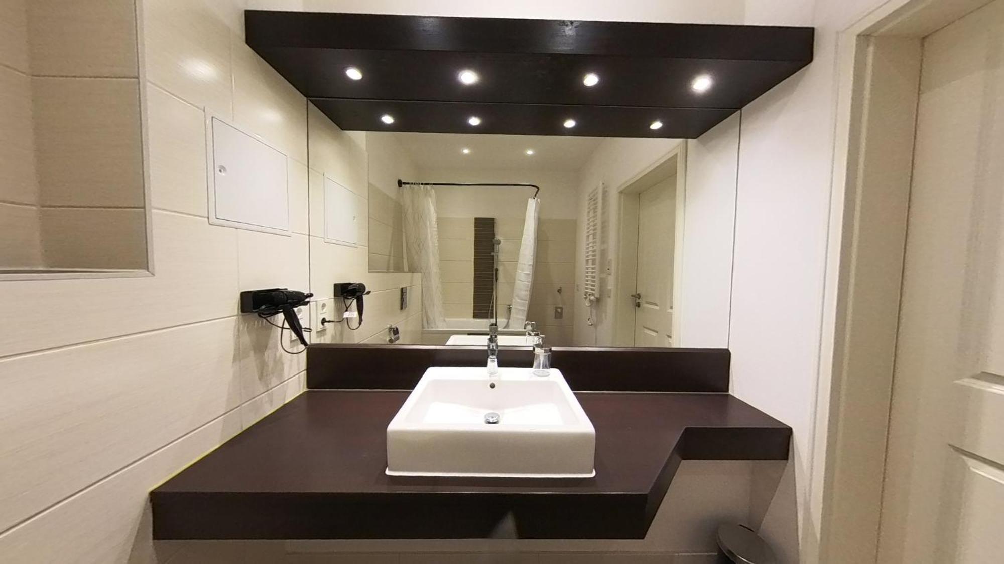 Modernes Einraumzimmer Mit Eigenem Bad, Balkonnutzung, Zentrumsnah - In 10 Minuten Mit Dem Rad Oder Dem Oepnv Zur Arena Und In Leipzigs Innenstadt المظهر الخارجي الصورة