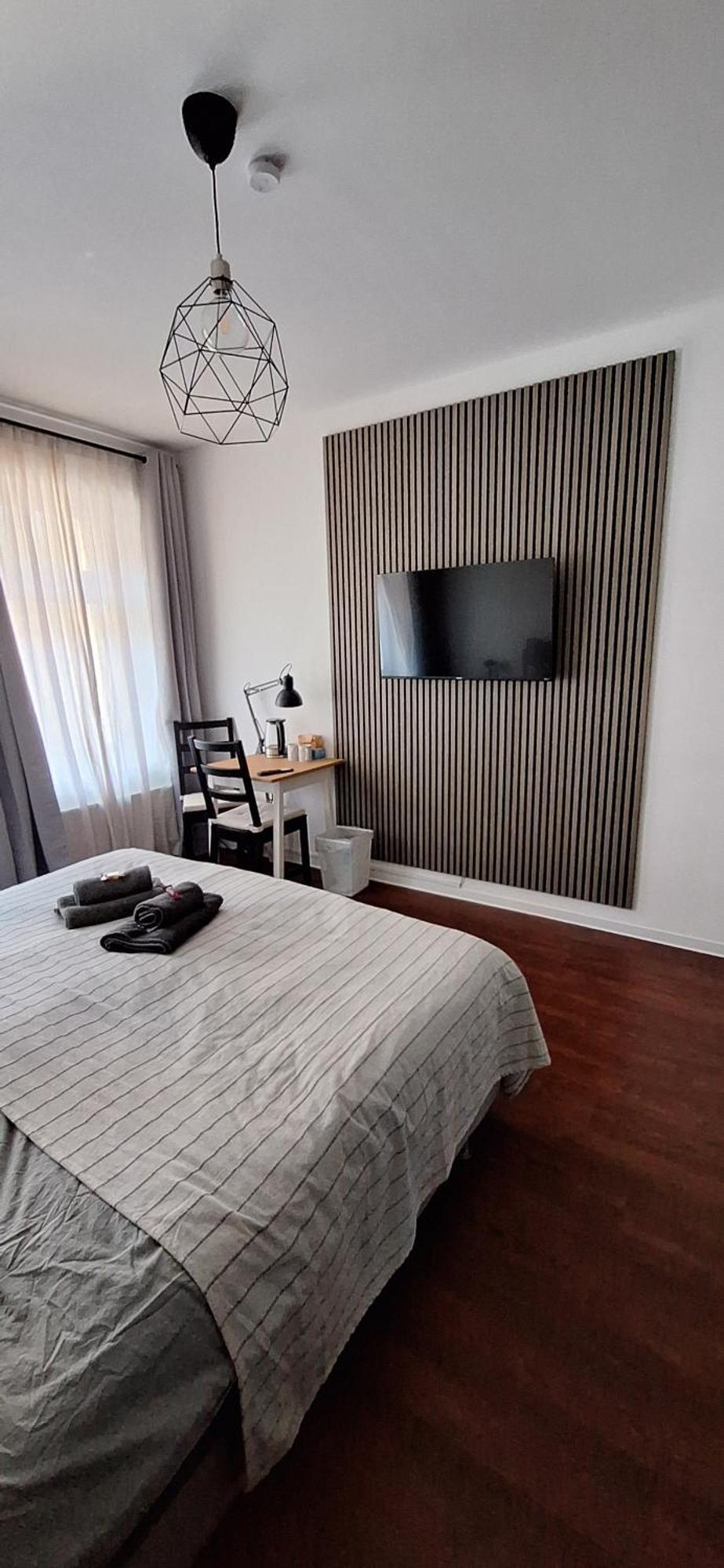 Modernes Einraumzimmer Mit Eigenem Bad, Balkonnutzung, Zentrumsnah - In 10 Minuten Mit Dem Rad Oder Dem Oepnv Zur Arena Und In Leipzigs Innenstadt الغرفة الصورة
